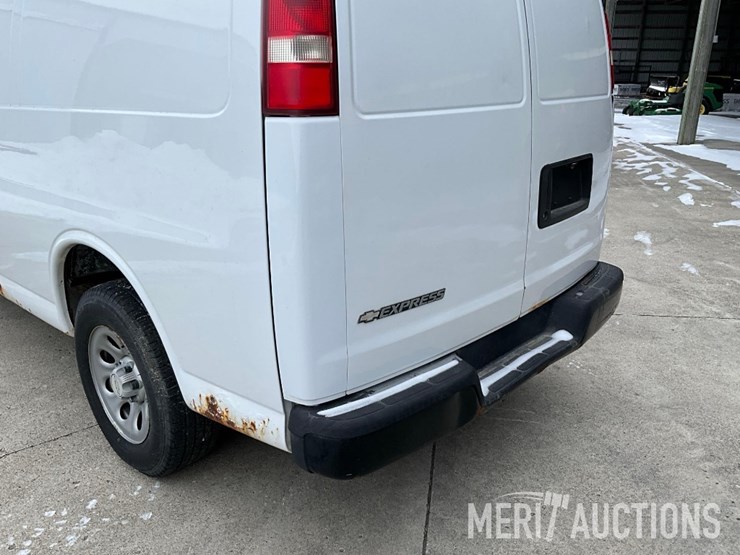 2009-chevrolet-1500-image-12