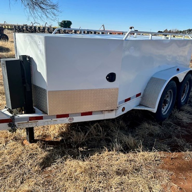 THUNDER CREEK FUEL TRAILER - VERY NICE!!