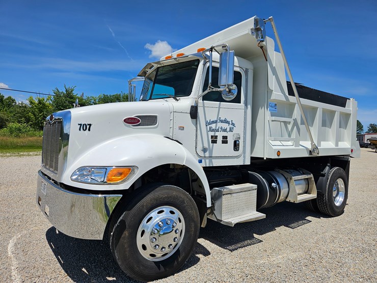 2012-peterbilt-382-image-3