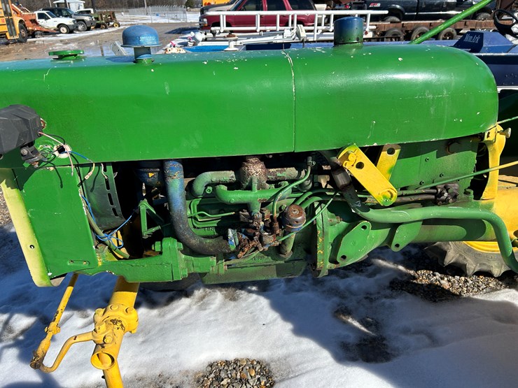 1976-international-cub-image-3