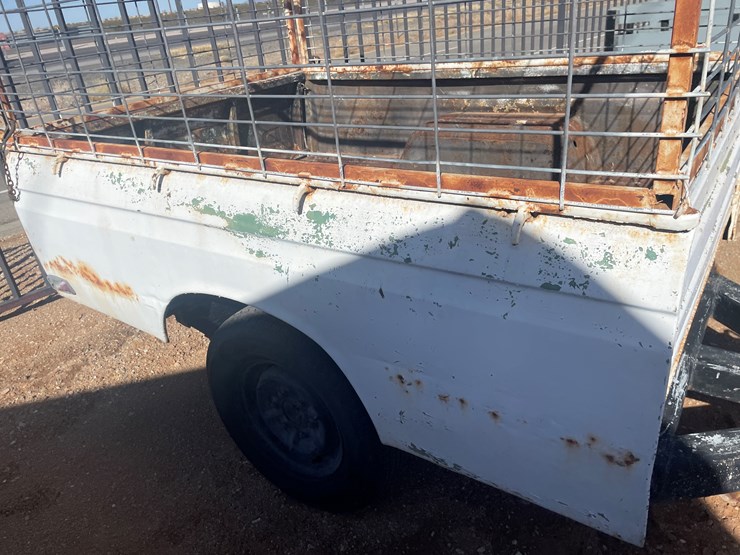 #3299-•-lot-3299-image-4