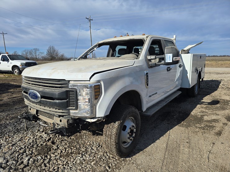 2019-ford-f350-image-1