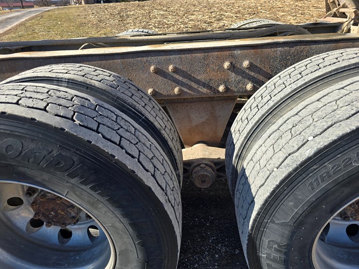 1998-mack-rd688s-image-64