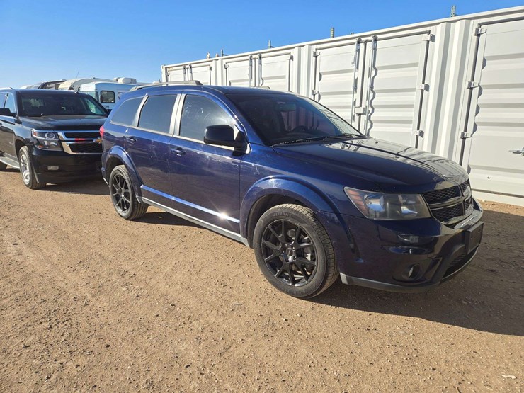2017-dodge-journey-sxt-image-2