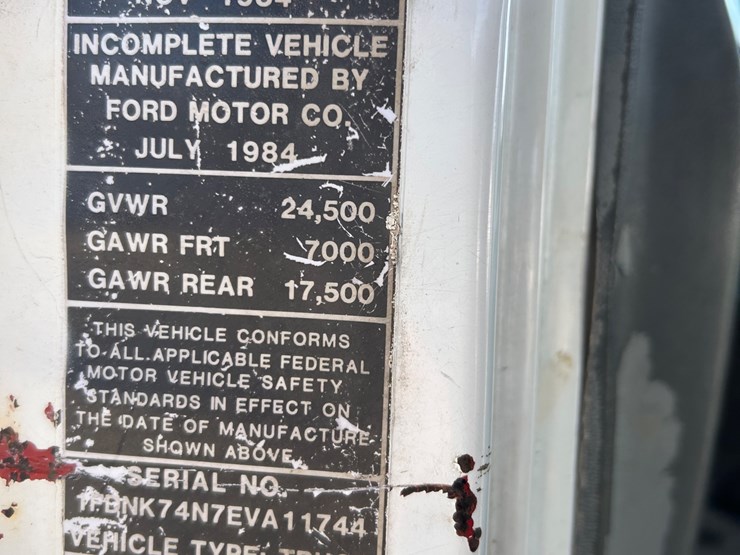 1984-ford-f700-image-87