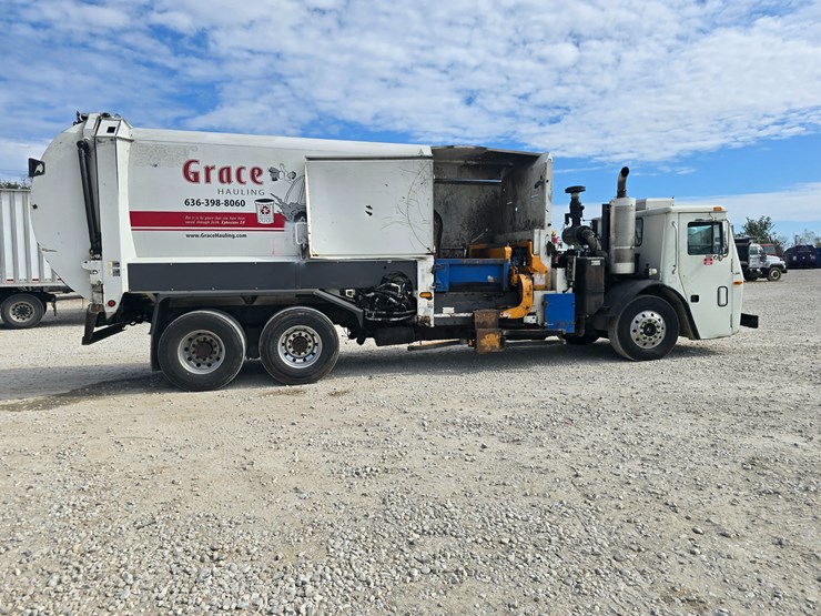 2008-mack-leu613-image-30