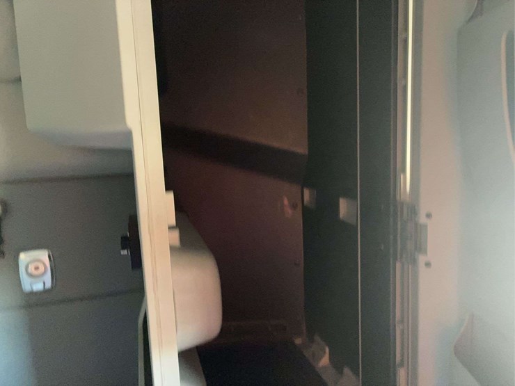 2017-kenworth-t680-image-38