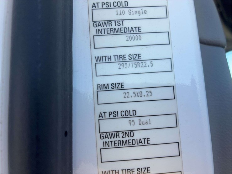 2017-kenworth-t680-image-60