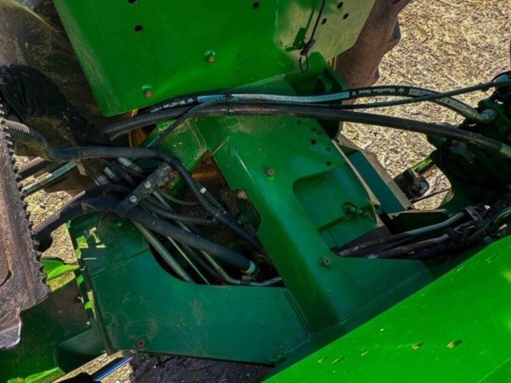2014-john-deere-9460r-image-17