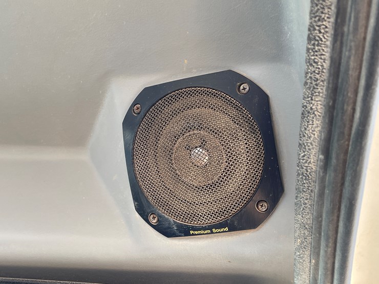 1996-freightliner-fl80-image-141