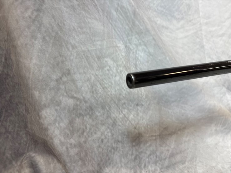 #2763-•-weatherby-mark-v-300-win-mag-bolt-action-rifle,-sn:-h184200-image-3