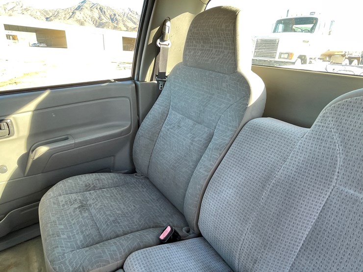 2006-chevrolet-colorado-image-26