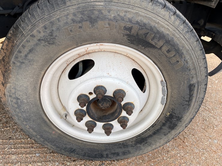 2009-ford-e350-image-38