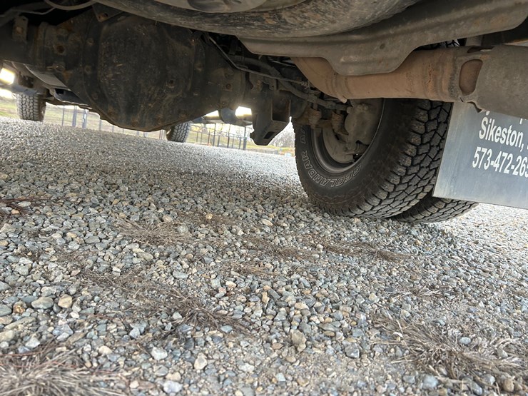 2021-chevrolet-silverado-3500-image-53