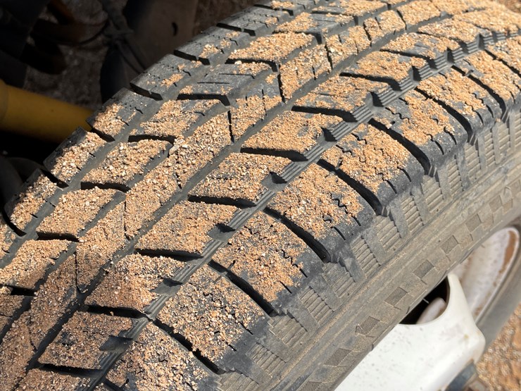 2009-ford-e350-image-42