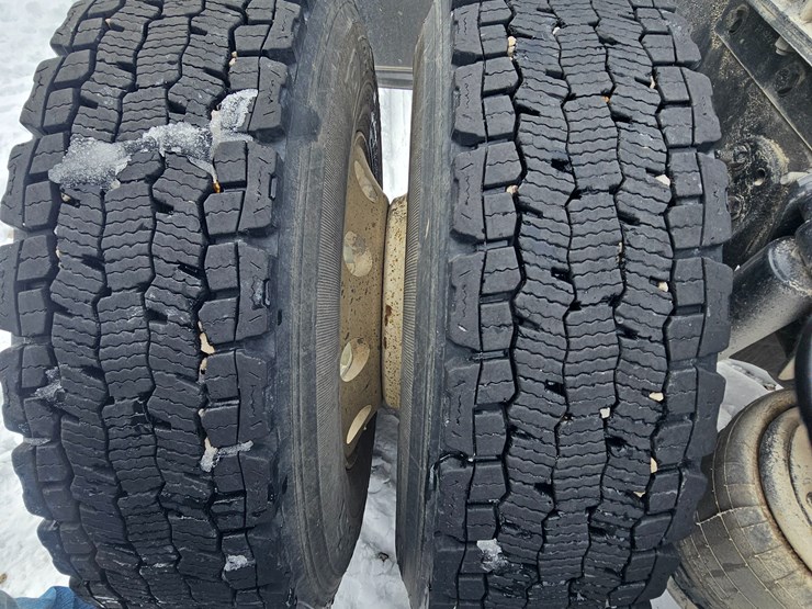 2007-freightliner-columbia-120-image-70