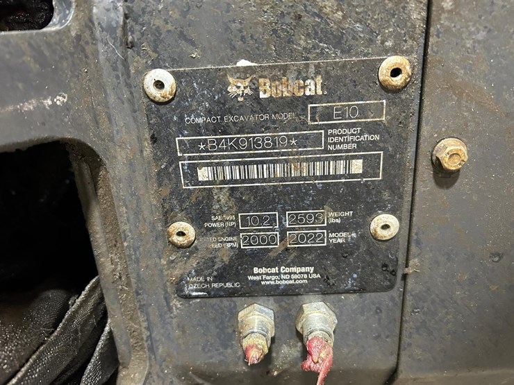 2022-bobcat-e10-image-23