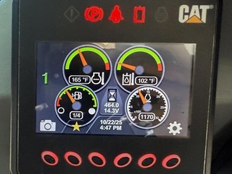 2022-caterpillar-262d3-image-4