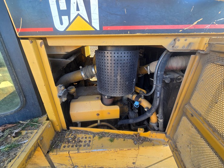 2002-caterpillar-d6r-image-26