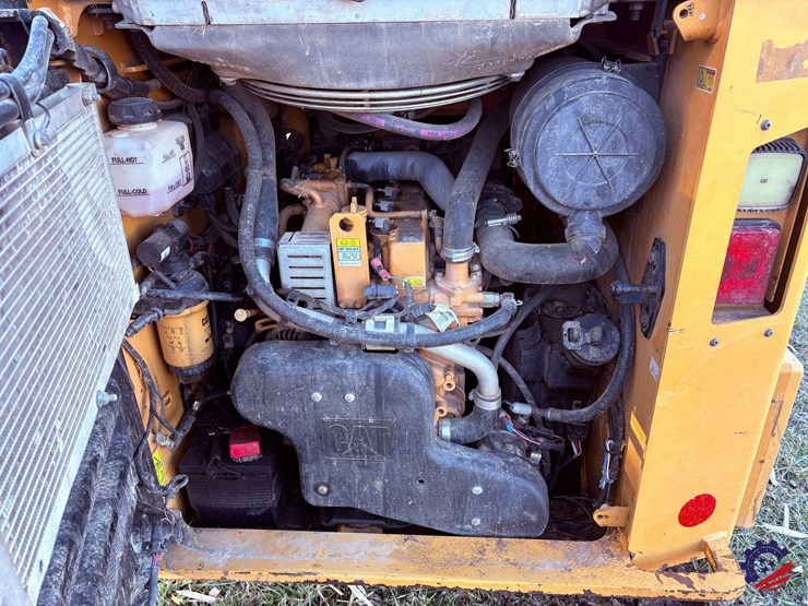 2020-caterpillar-289d3-image-35