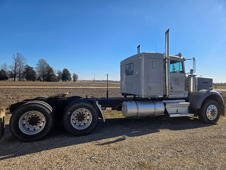 1986-kenworth-w900b-image-21