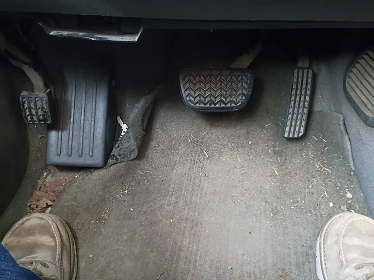 2013-chevrolet-traverse-image-48