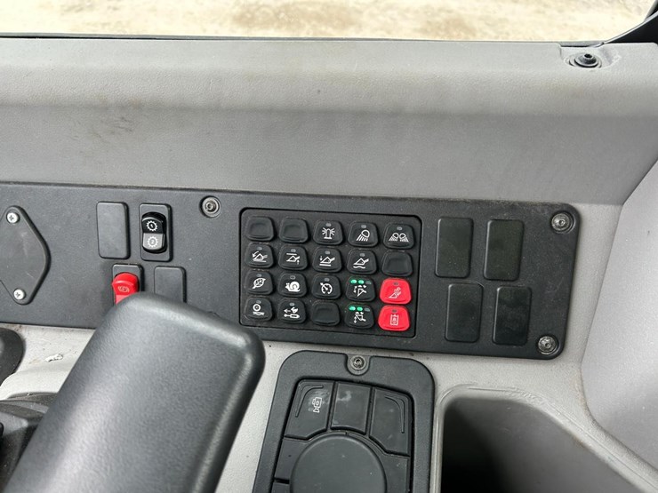 2023-case-321f-image-20