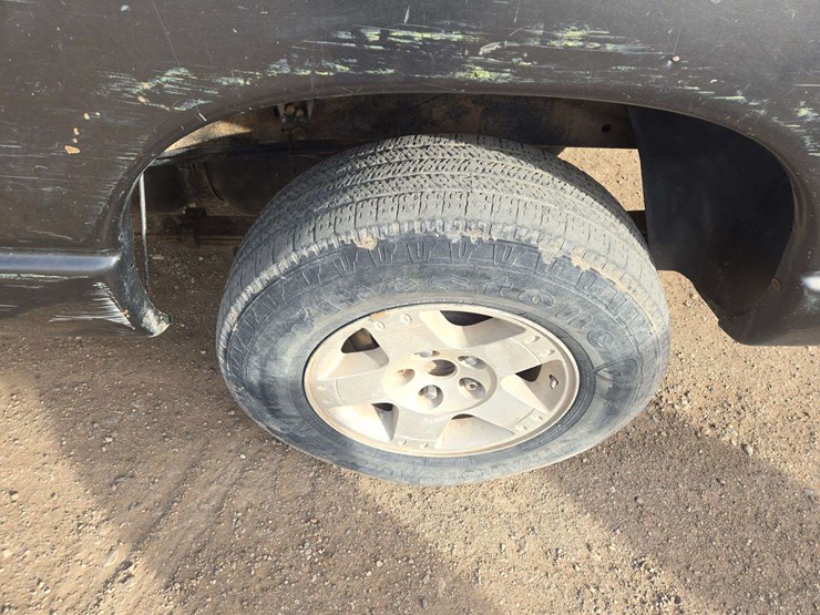 2004-dodge-ram-1500-image-14