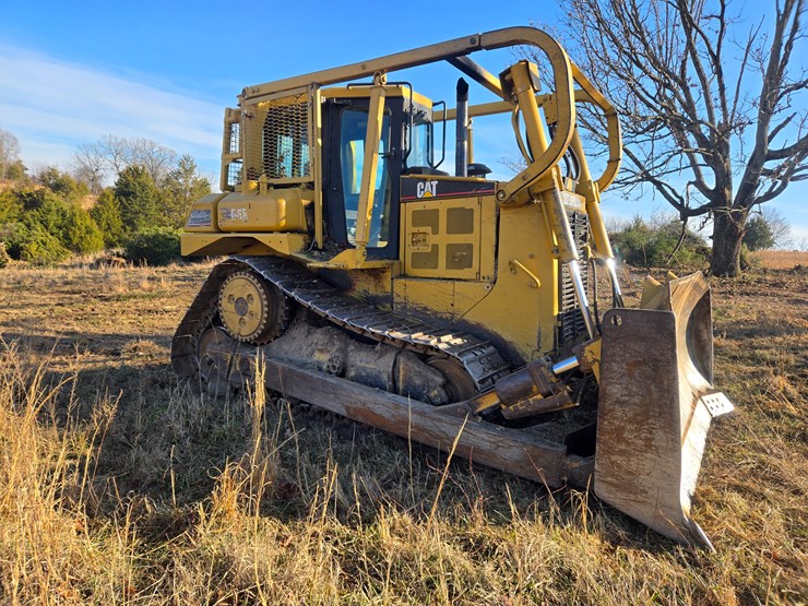 2002-caterpillar-d6r-image-21