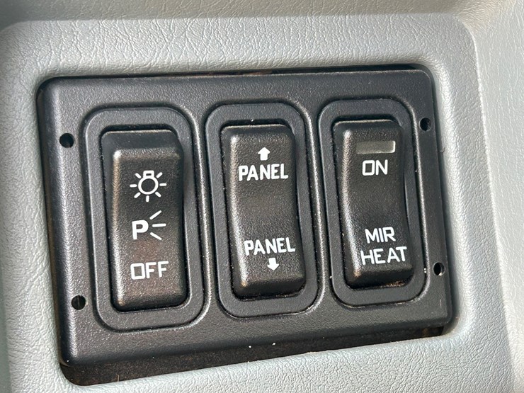 2007-international-durastar-4300-image-71