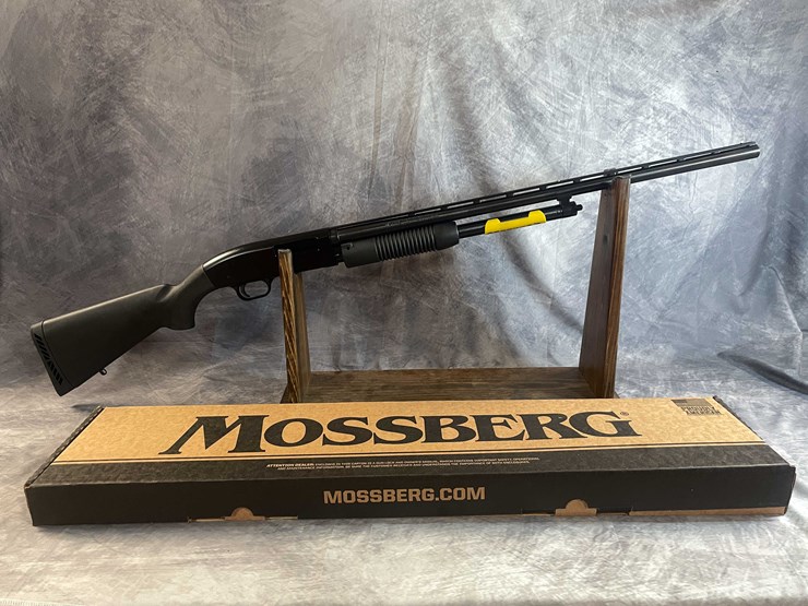 #2619-•-mossberg-model-88-20-ga.-pump-action-shotgun,-sn:-mv1205611-image-1