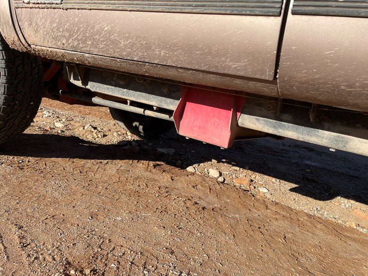 1997-chevrolet-k2500-image-8