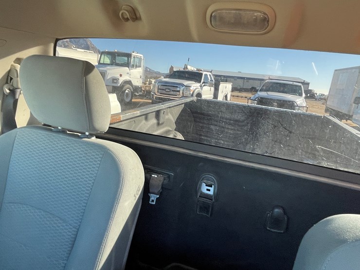 2016-dodge-1500-image-35