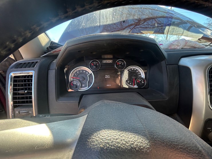 2018-dodge-3500-image-58