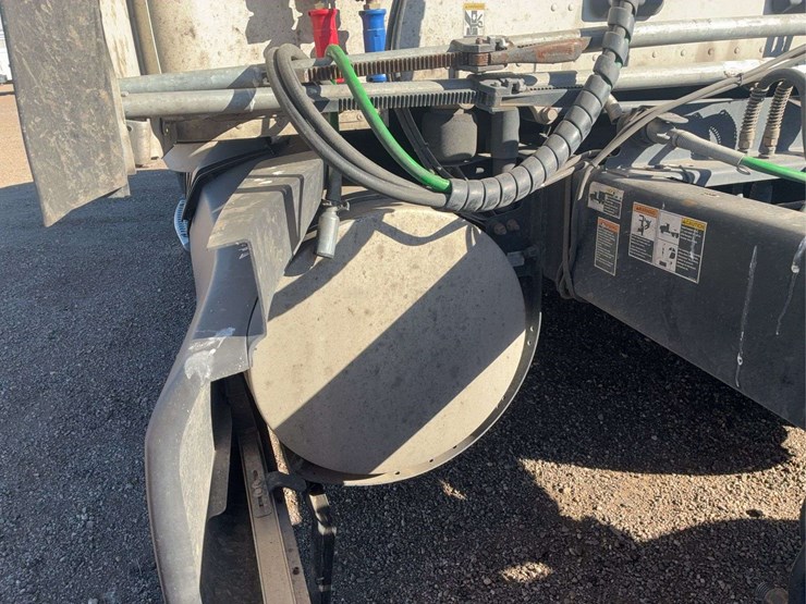 2017-kenworth-t680-image-13