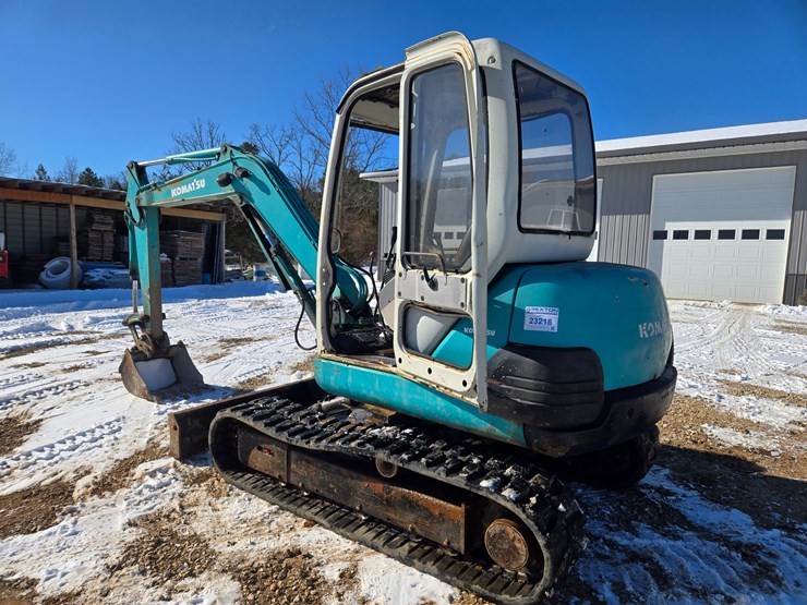 komatsu-pc40-image-3