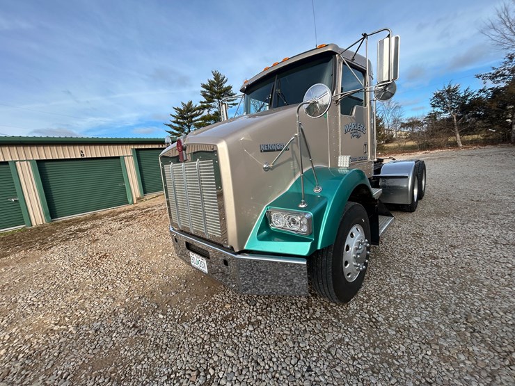 2001-kenworth-t800-image-45