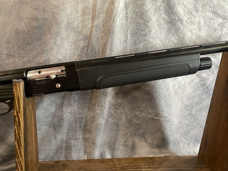 #2360-•-hatfield-12-ga.-semi-auto-shotgun,-sn:-12a22-003882-image-8