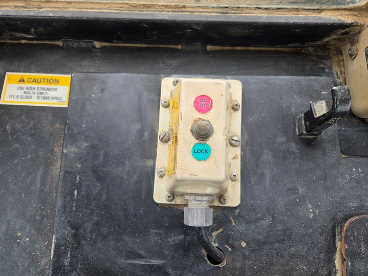 2002-caterpillar-963c-image-78