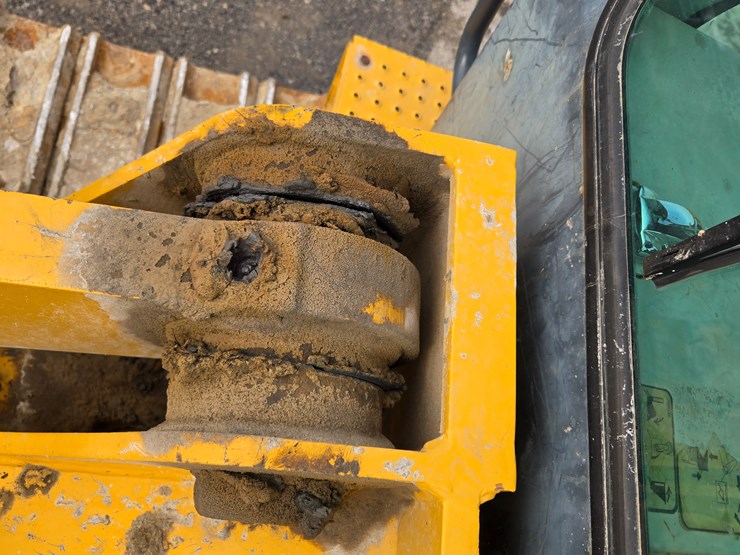 2004-deere-655c-image-115