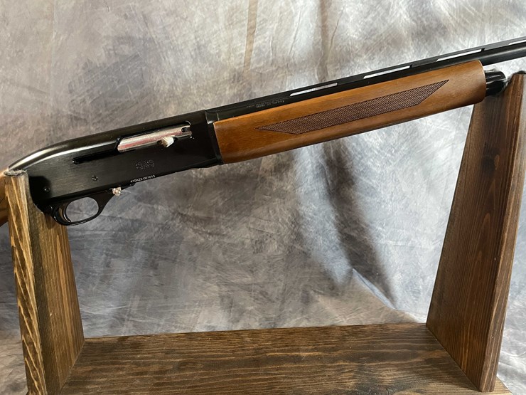 #2384-•-hatfield-410-ga.-semi-auto-shotgun,-sn:-410a22-001013-image-9