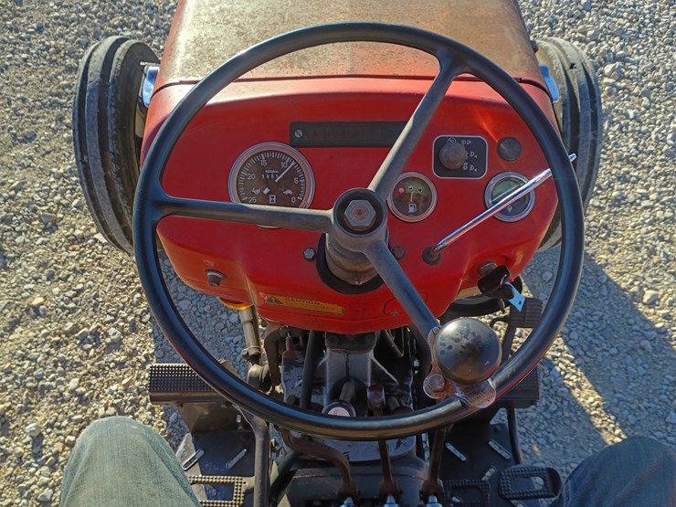 1983-massey-ferguson-240-image-36