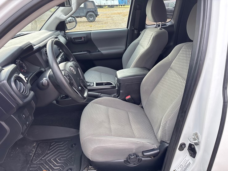 2022-toyota-tacoma-image-7