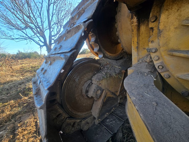 2002-caterpillar-d6r-image-70