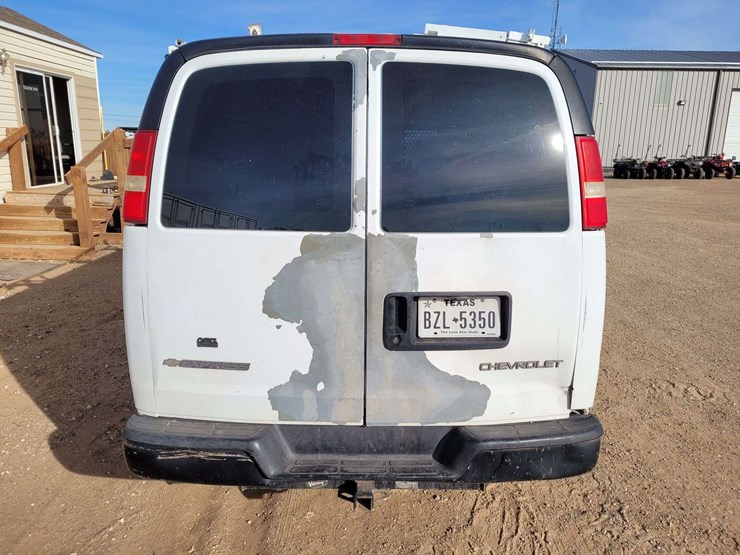 2005-chevrolet-express-1500-image-9