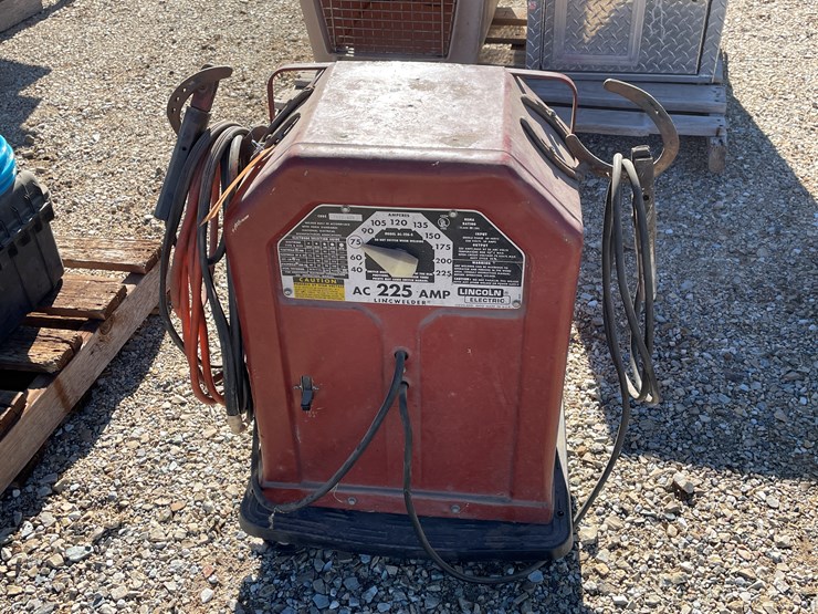 #3136-•-lot-3136-image-1