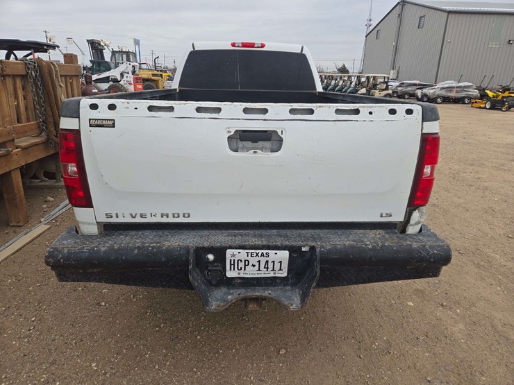 2009-chevrolet-silverado-2500-image-4