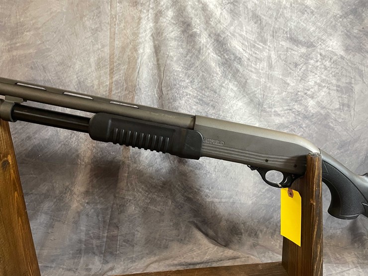 #2382-•-hatfield-12-ga.-pump-action-shotgun,-sn:-12p22-001187-image-5