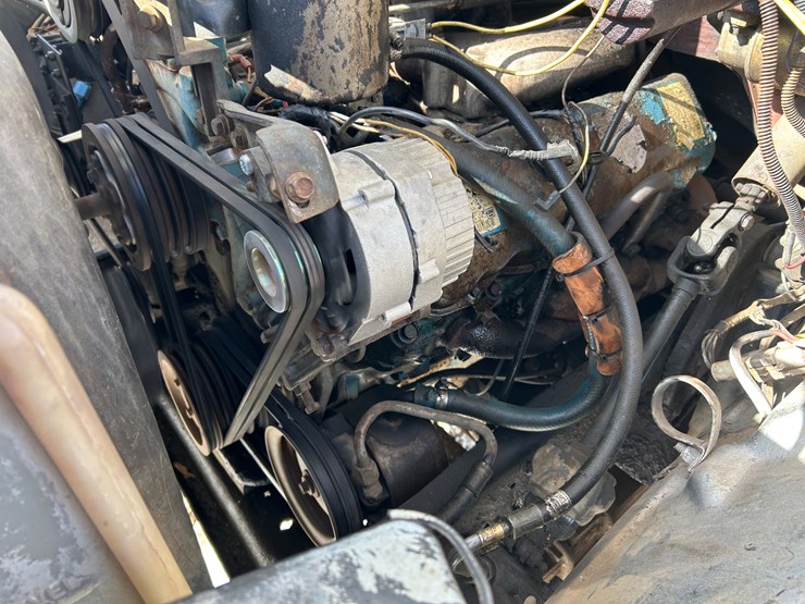 1984-ford-f700-image-82