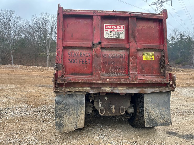 2001-mack-rd688s-image-15